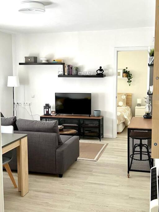 Апартаменты Comodo Y Acogedor Apartamento Мадрид Экстерьер фото